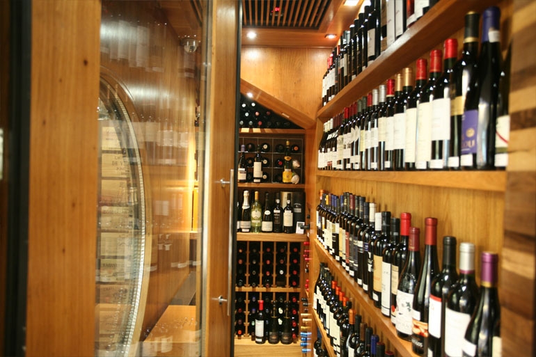 Maison Des Caves - Karina Korn